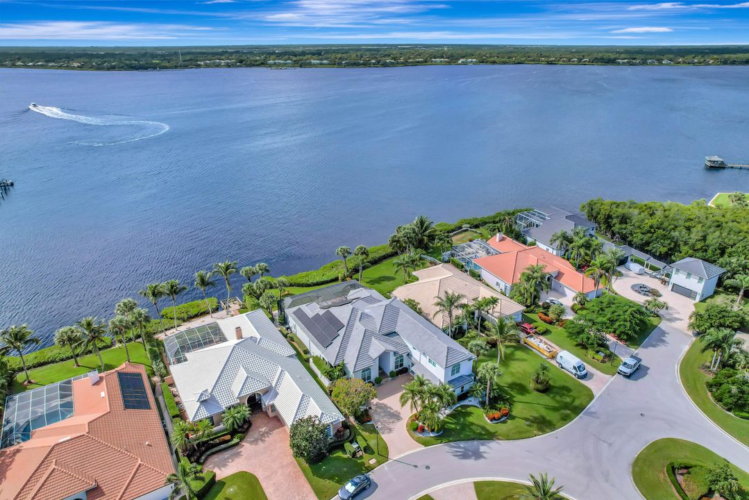 На продажу: $2,950,000 (5 спален, 7 ванн, 4825 Квадратных фут)