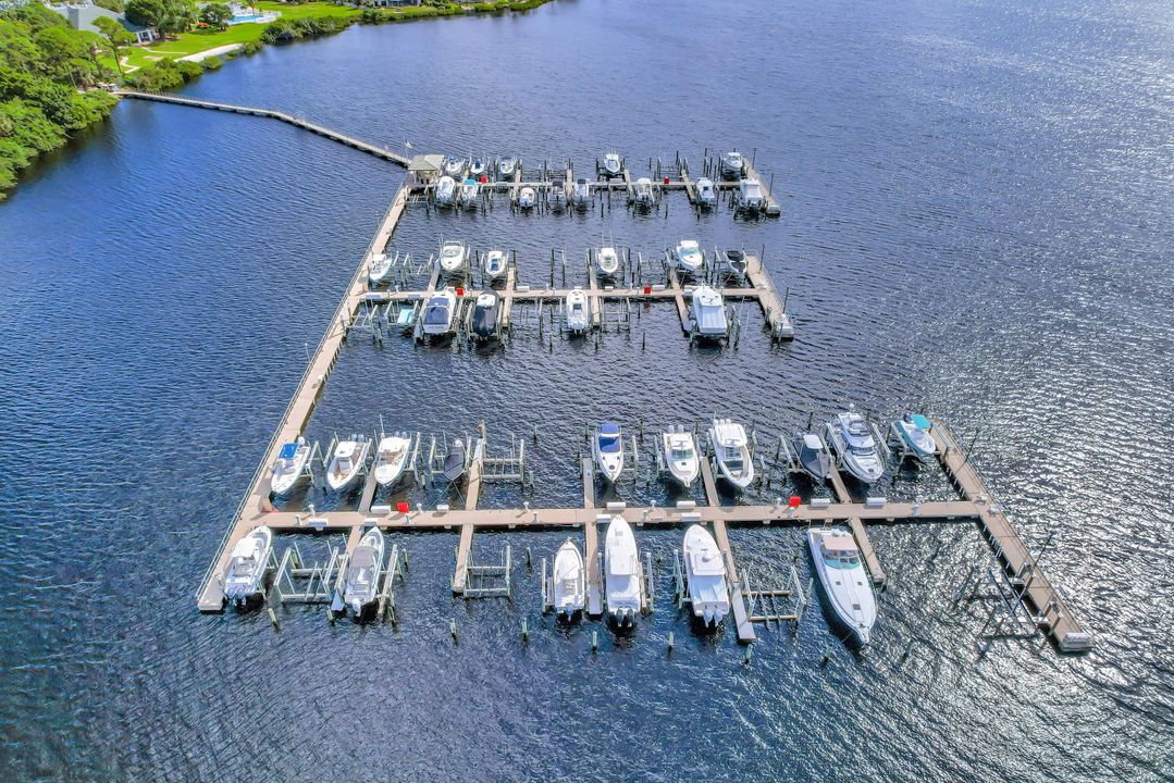 На продажу: $2,950,000 (5 спален, 7 ванн, 4825 Квадратных фут)