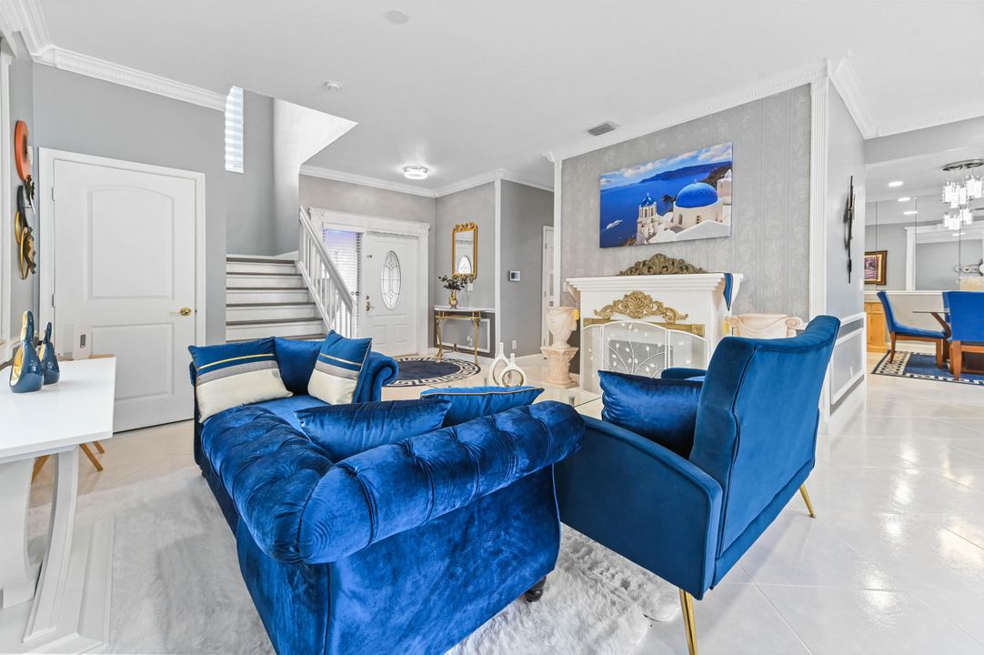 For Sale: $575,000 (4 beds, 2 baths, 2192 Square Feet)