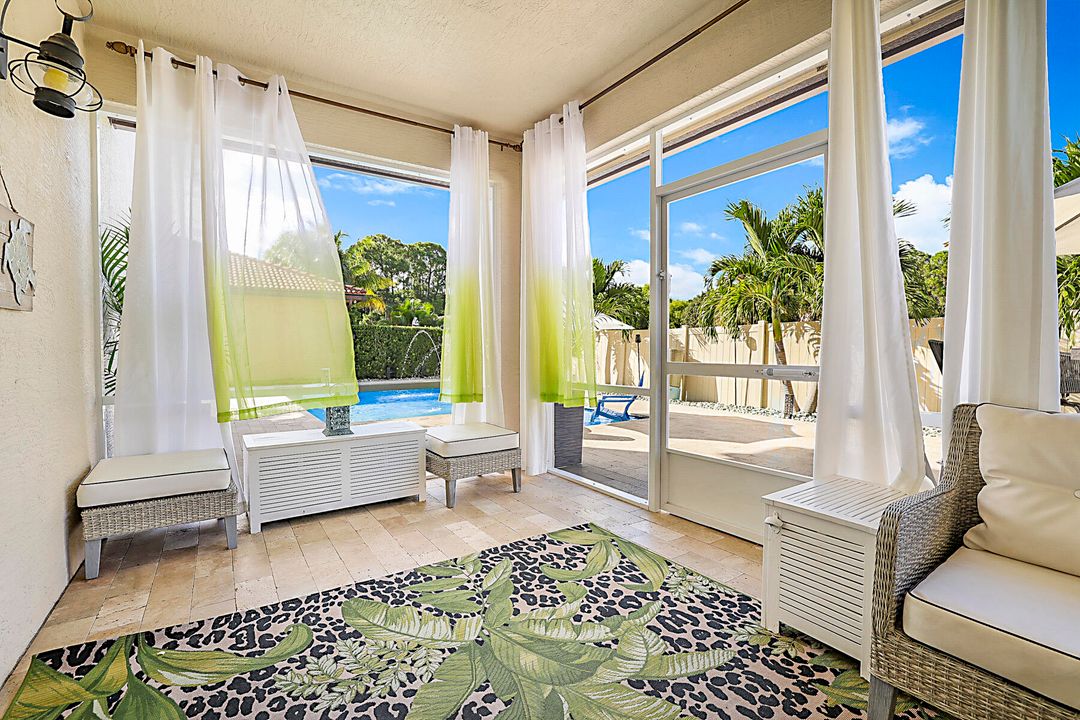 For Sale: $1,399,500 (5 beds, 4 baths, 3698 Square Feet)