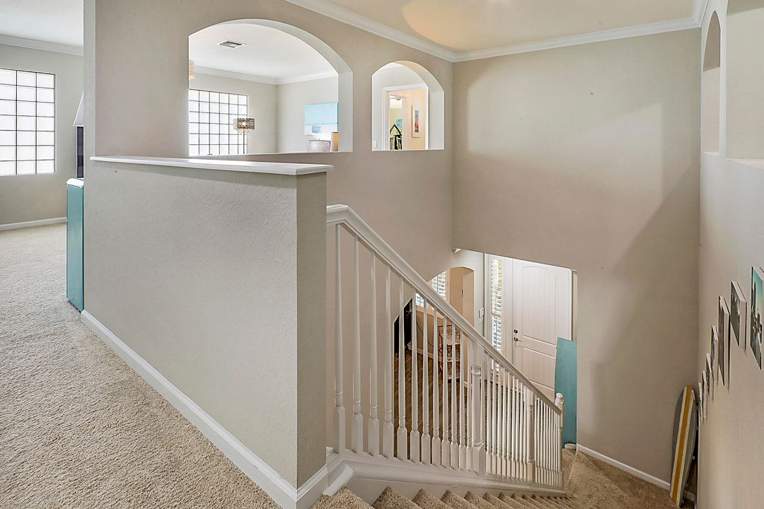 For Sale: $1,399,500 (5 beds, 4 baths, 3698 Square Feet)