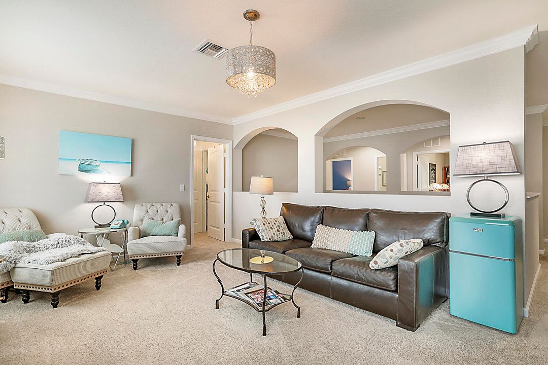 For Sale: $1,399,500 (5 beds, 4 baths, 3698 Square Feet)