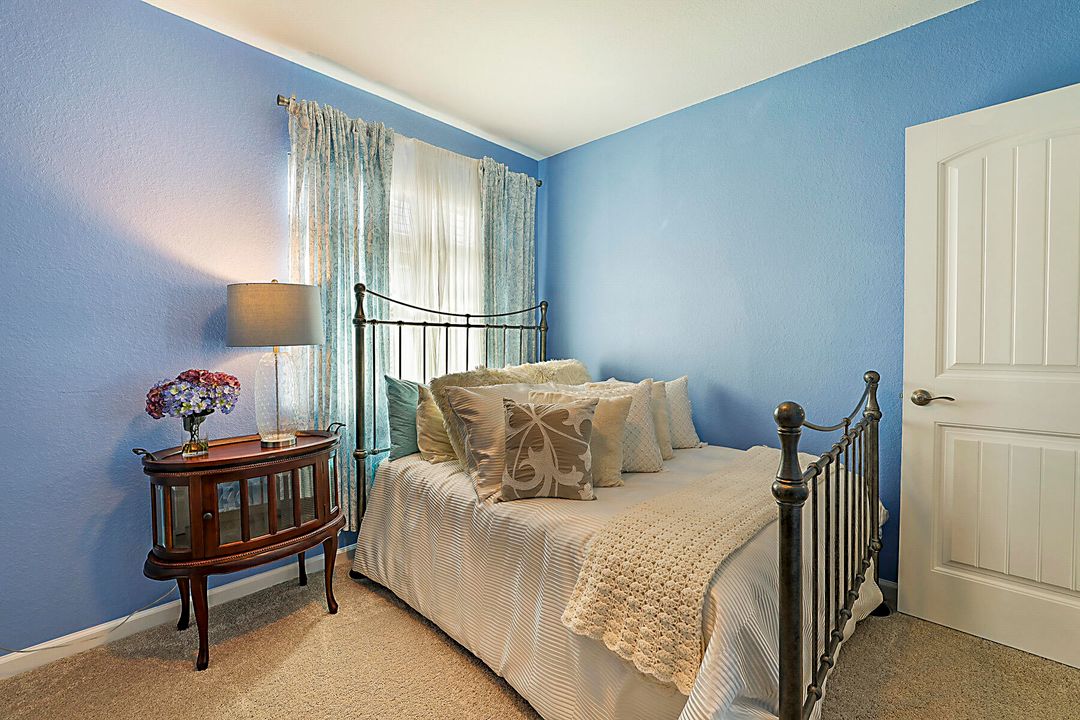 For Sale: $1,399,500 (5 beds, 4 baths, 3698 Square Feet)