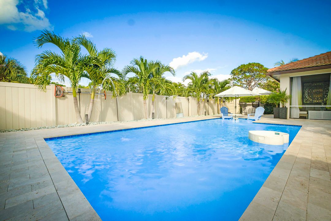 For Sale: $1,399,500 (5 beds, 4 baths, 3698 Square Feet)