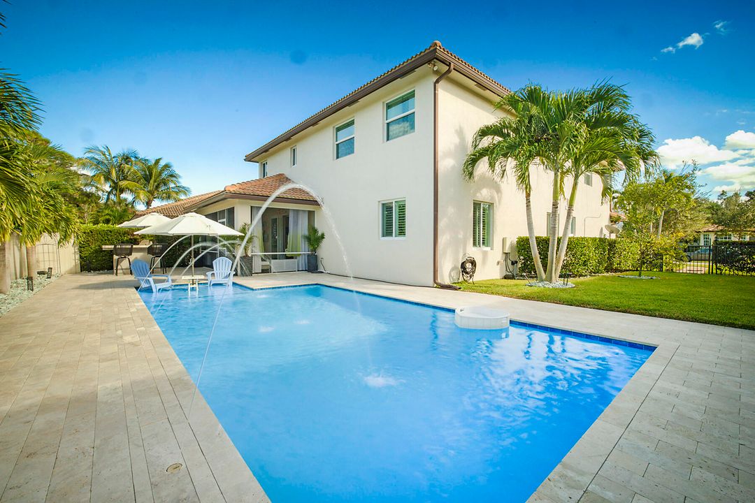 For Sale: $1,399,500 (5 beds, 4 baths, 3698 Square Feet)