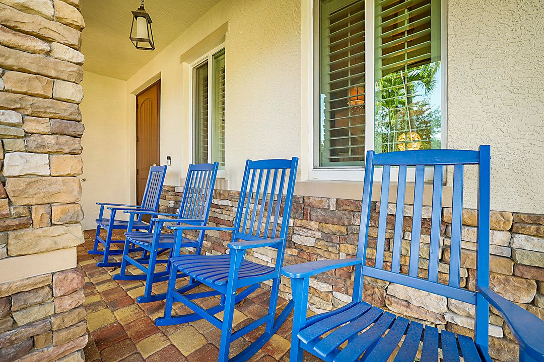 For Sale: $1,399,500 (5 beds, 4 baths, 3698 Square Feet)