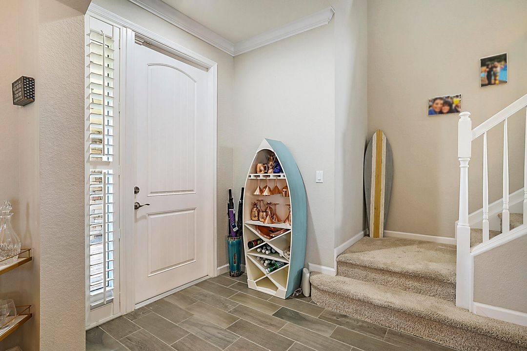 For Sale: $1,399,500 (5 beds, 4 baths, 3698 Square Feet)