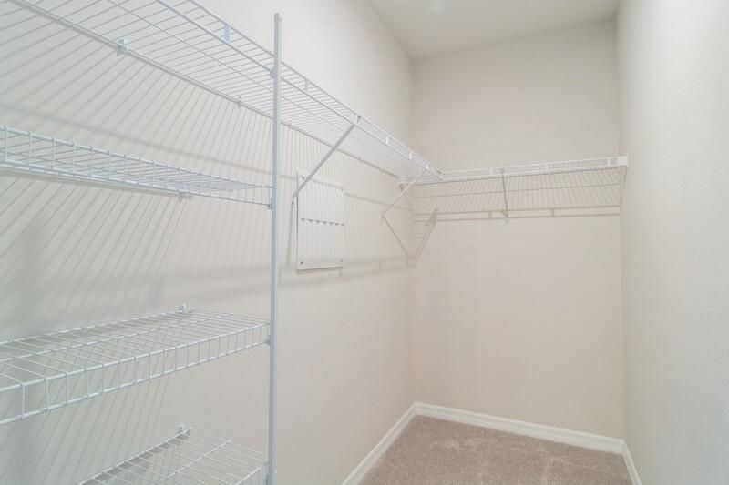 For Rent: $2,150 (3 beds, 2 baths, 1388 Square Feet)