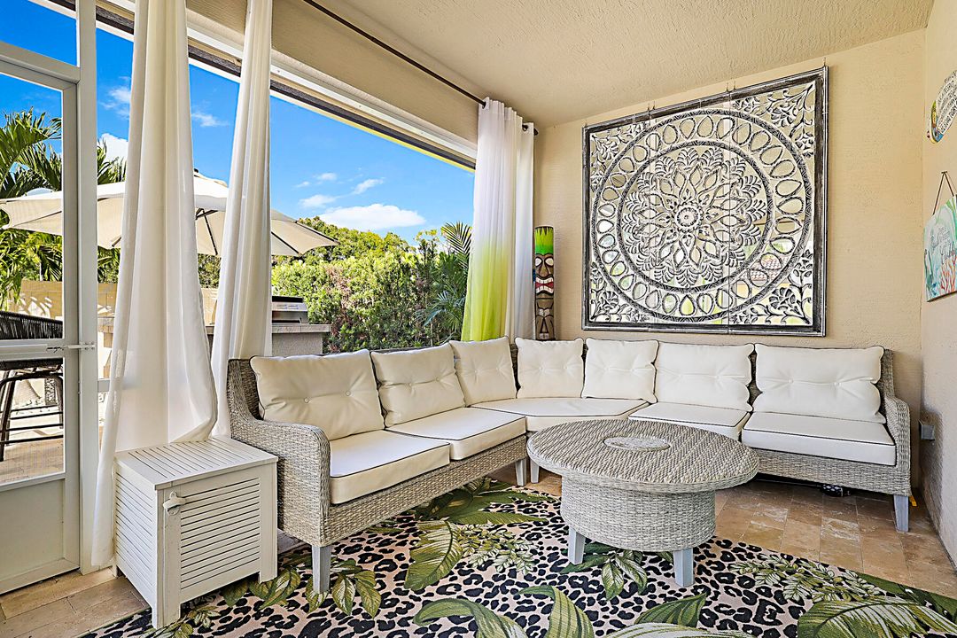 For Sale: $1,399,500 (5 beds, 4 baths, 3698 Square Feet)