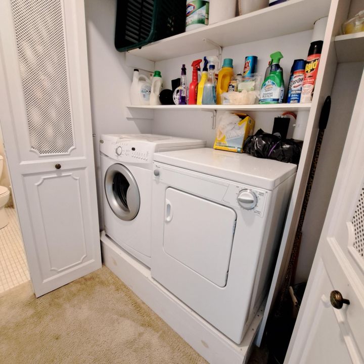 Active With Contract: $1,500 (1 beds, 1 baths, 837 Square Feet)