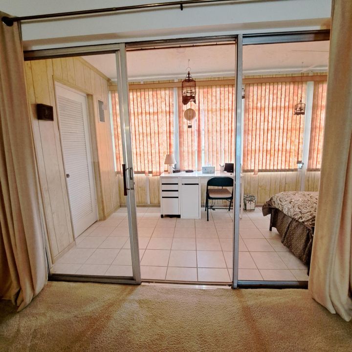 Active With Contract: $1,500 (1 beds, 1 baths, 837 Square Feet)