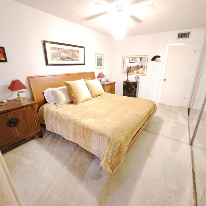 Active With Contract: $1,500 (1 beds, 1 baths, 837 Square Feet)