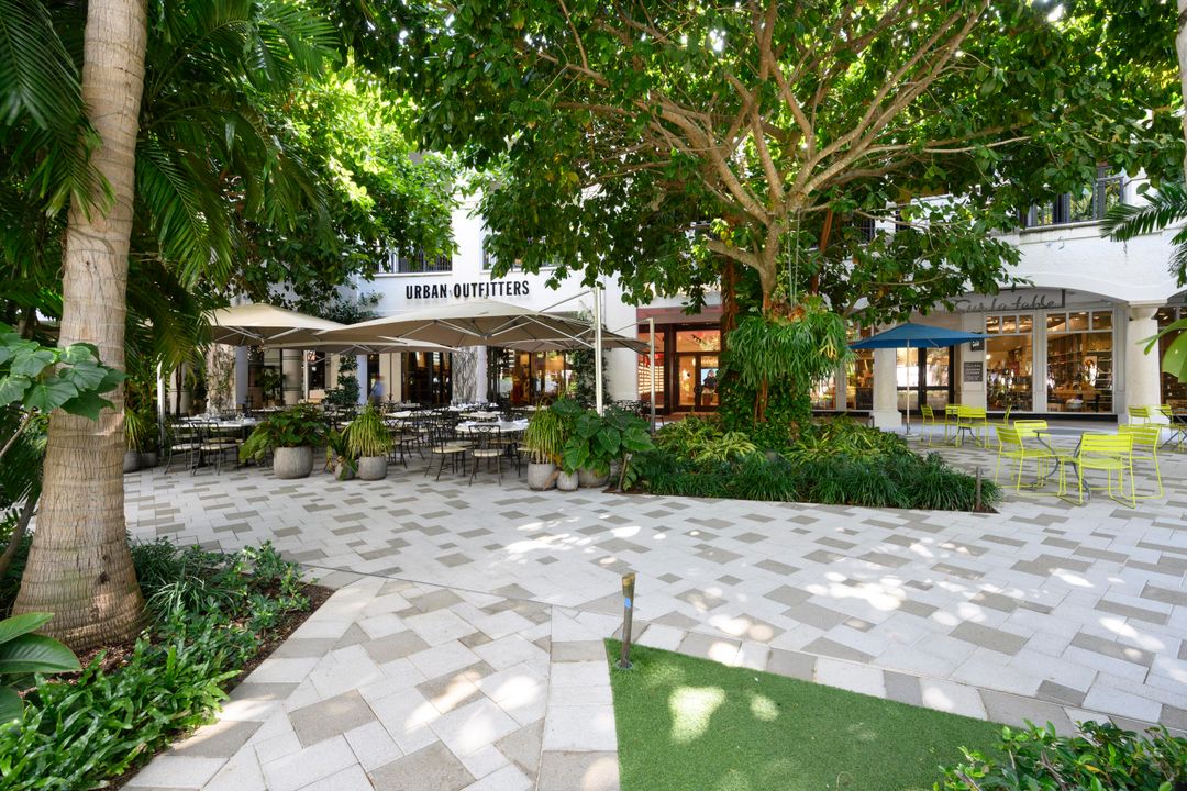 For Sale: $3,500,000 (4 beds, 4 baths, 4505 Square Feet)