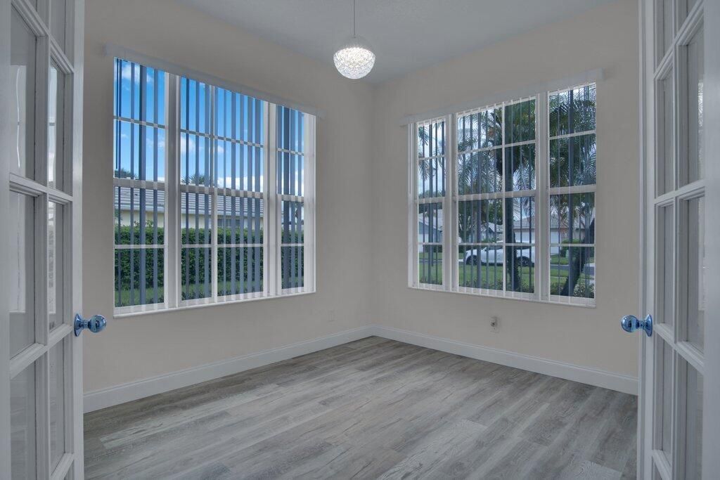 For Sale: $424,900 (3 beds, 2 baths, 1849 Square Feet)