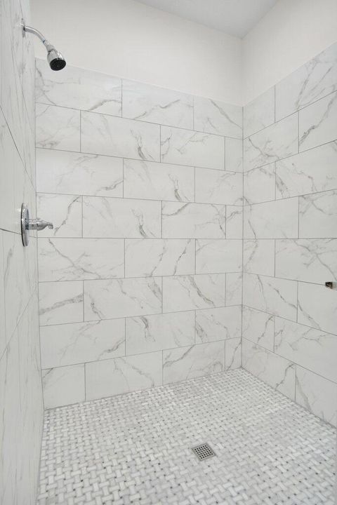 For Sale: $424,900 (3 beds, 2 baths, 1849 Square Feet)