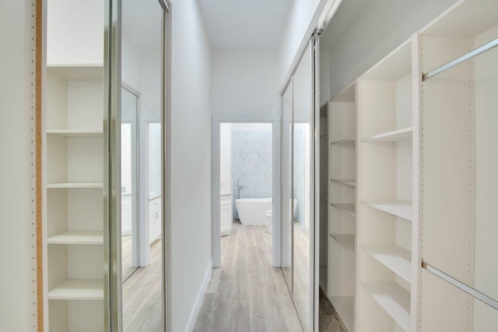 For Sale: $424,900 (3 beds, 2 baths, 1849 Square Feet)