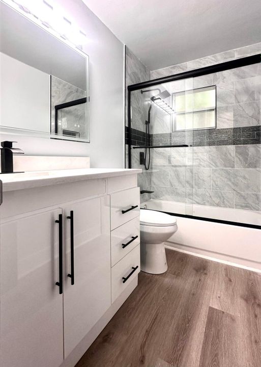 For Sale: $430,000 (4 beds, 2 baths, 2048 Square Feet)