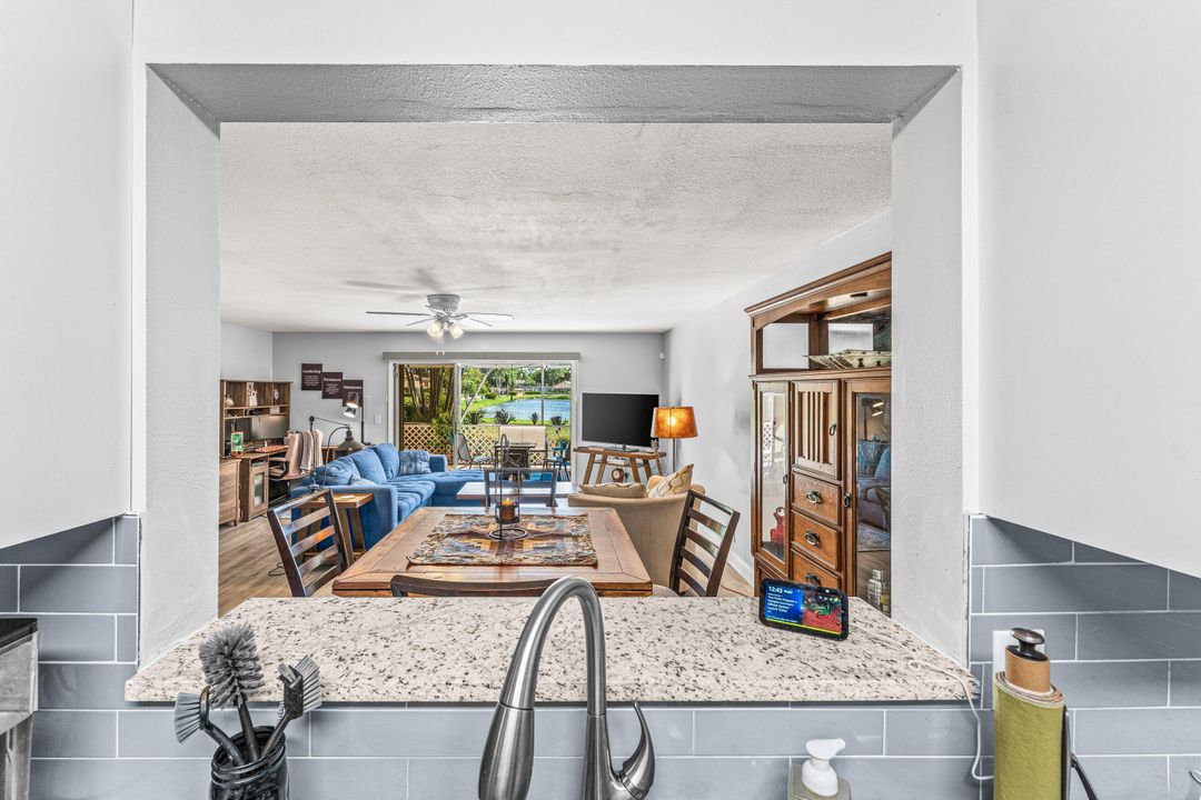 Activo con contrato: $415,000 (3 camas, 2 baños, 1620 Pies cuadrados)