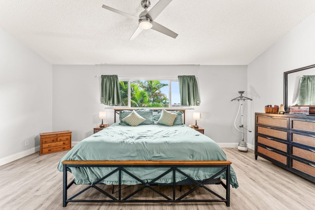 Activo con contrato: $415,000 (3 camas, 2 baños, 1620 Pies cuadrados)