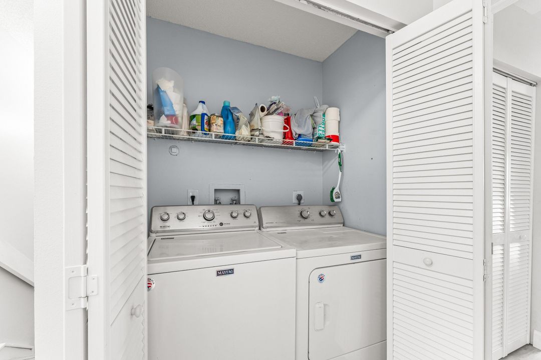 Activo con contrato: $415,000 (3 camas, 2 baños, 1620 Pies cuadrados)