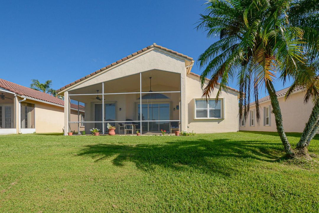 For Rent: $3,200 (2 beds, 2 baths, 1768 Square Feet)