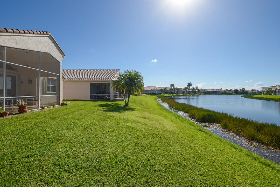 For Rent: $3,200 (2 beds, 2 baths, 1768 Square Feet)