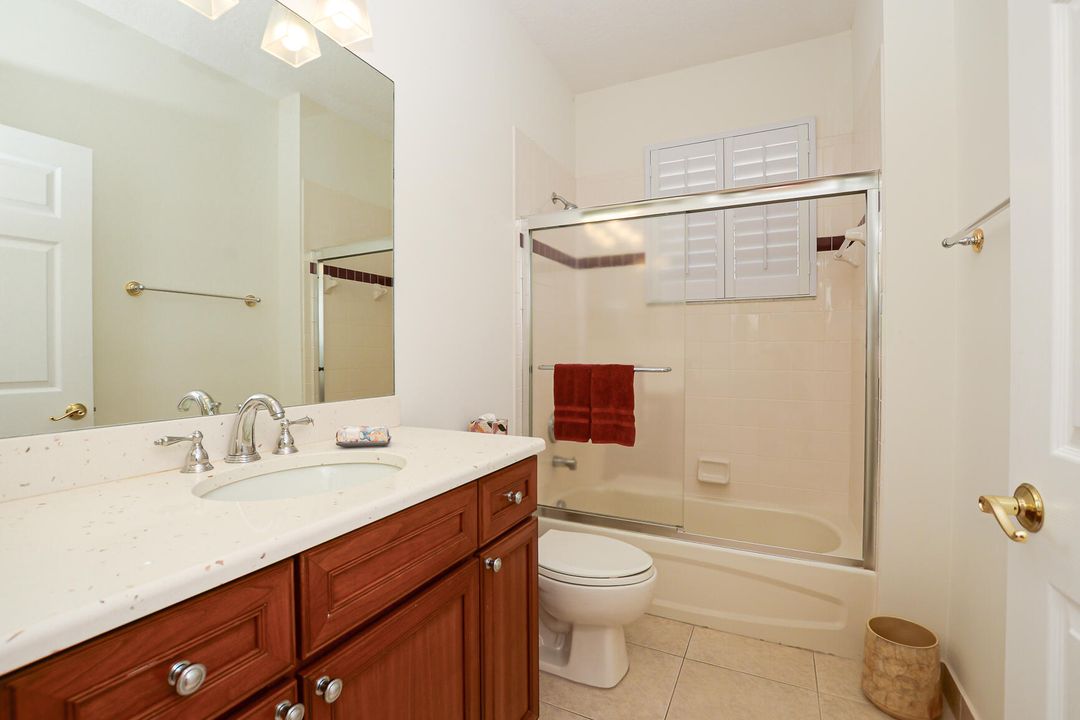 For Rent: $3,200 (2 beds, 2 baths, 1768 Square Feet)