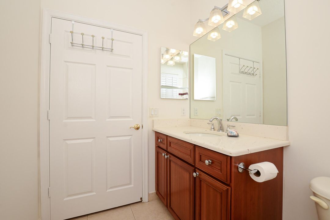 For Rent: $3,200 (2 beds, 2 baths, 1768 Square Feet)