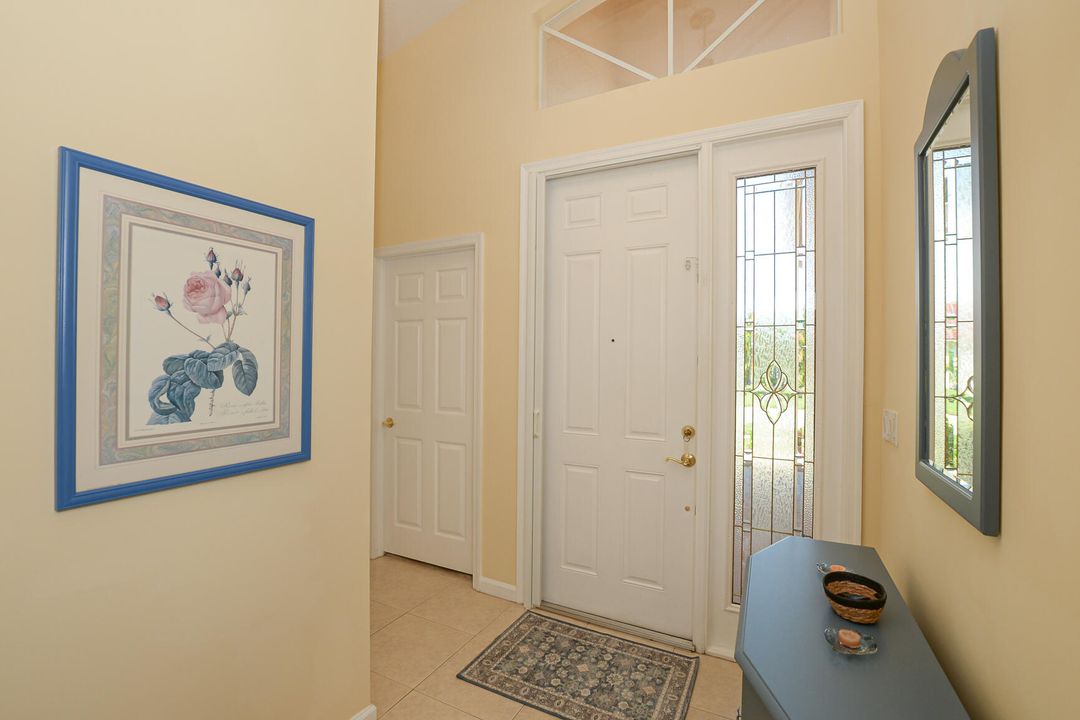 For Rent: $3,200 (2 beds, 2 baths, 1768 Square Feet)