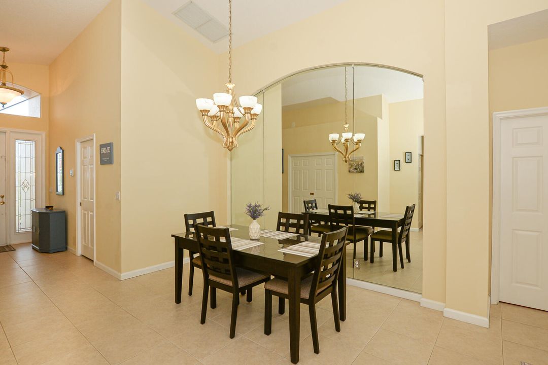 For Rent: $3,200 (2 beds, 2 baths, 1768 Square Feet)