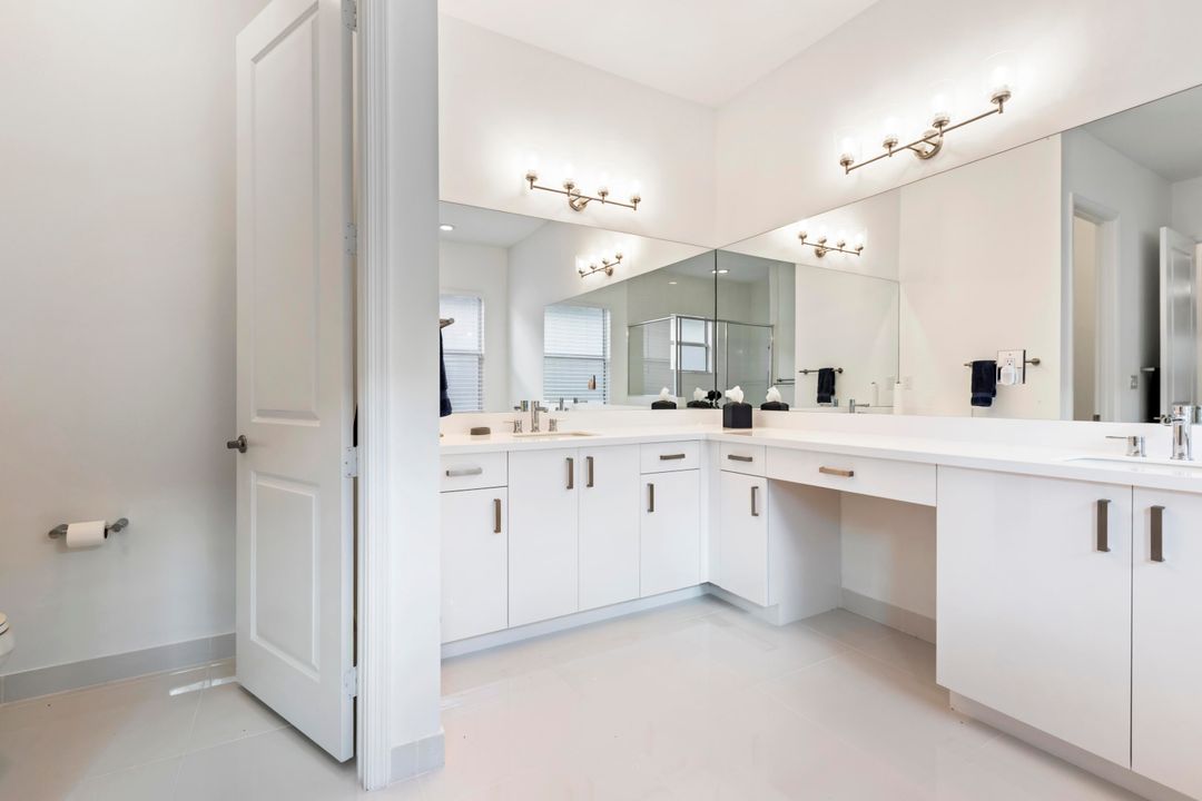 For Sale: $1,199,000 (3 beds, 3 baths, 2166 Square Feet)