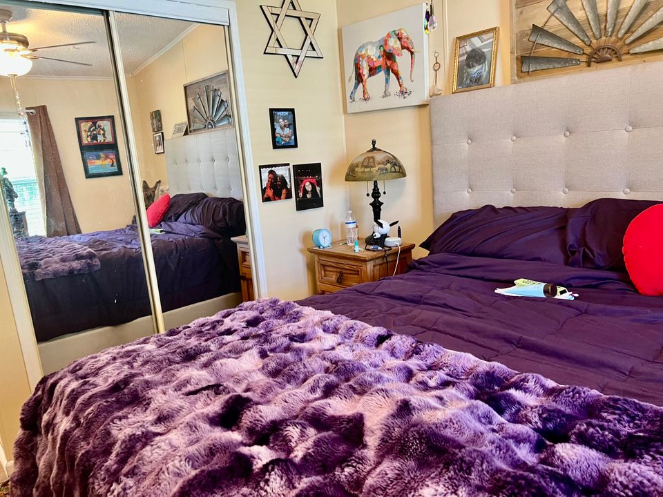 For Sale: $110,000 (2 beds, 2 baths, 1300 Square Feet)