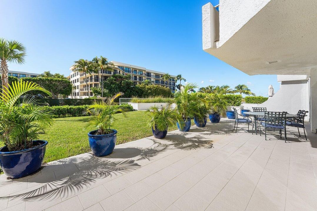 出租: $7,500 (2 贝兹, 2 浴室, 1389 平方英尺)