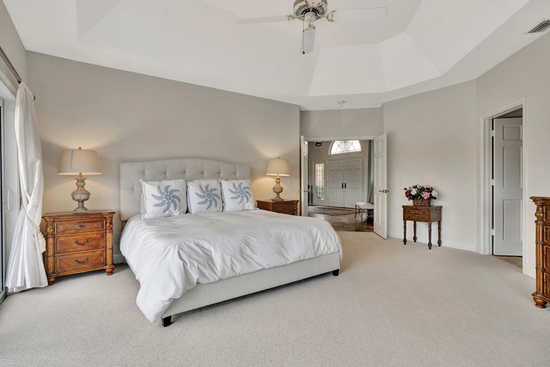 For Sale: $1,045,000 (3 beds, 2 baths, 3211 Square Feet)