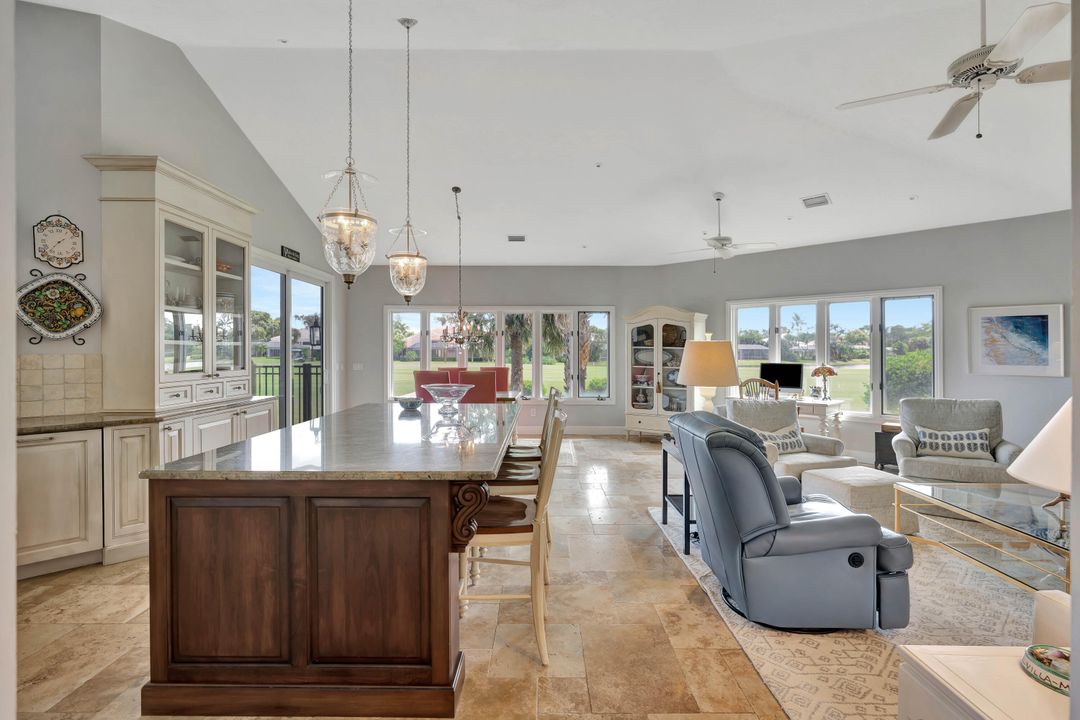 For Sale: $1,045,000 (3 beds, 2 baths, 3211 Square Feet)