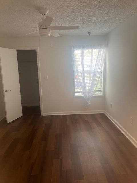 For Rent: $1,900 (1 beds, 1 baths, 696 Square Feet)