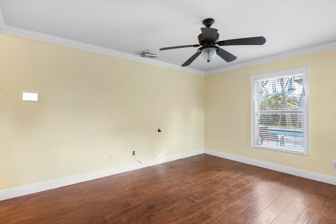 For Sale: $599,000 (3 beds, 2 baths, 1472 Square Feet)