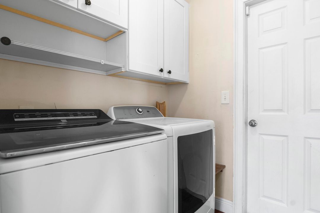 For Sale: $599,000 (3 beds, 2 baths, 1472 Square Feet)