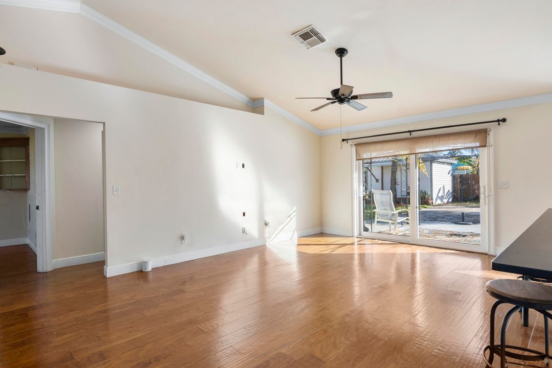 For Sale: $599,000 (3 beds, 2 baths, 1472 Square Feet)