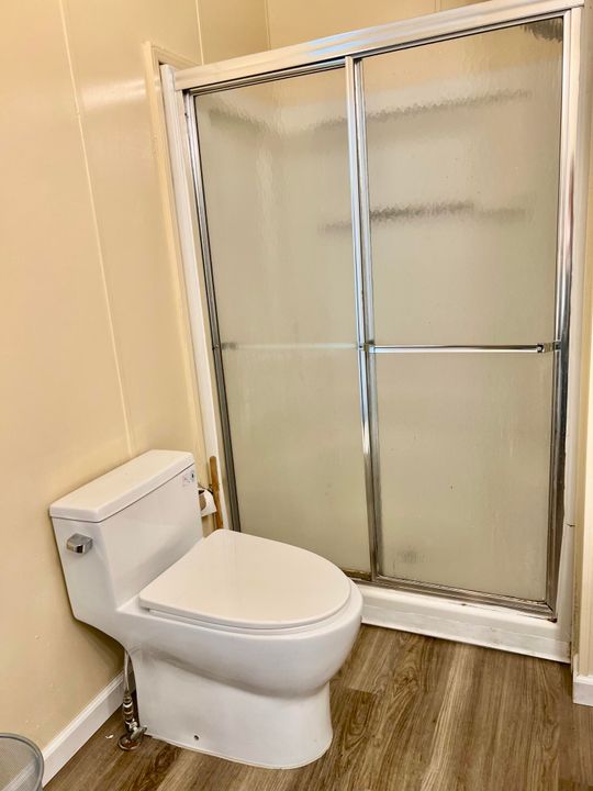 For Sale: $110,000 (2 beds, 2 baths, 1300 Square Feet)