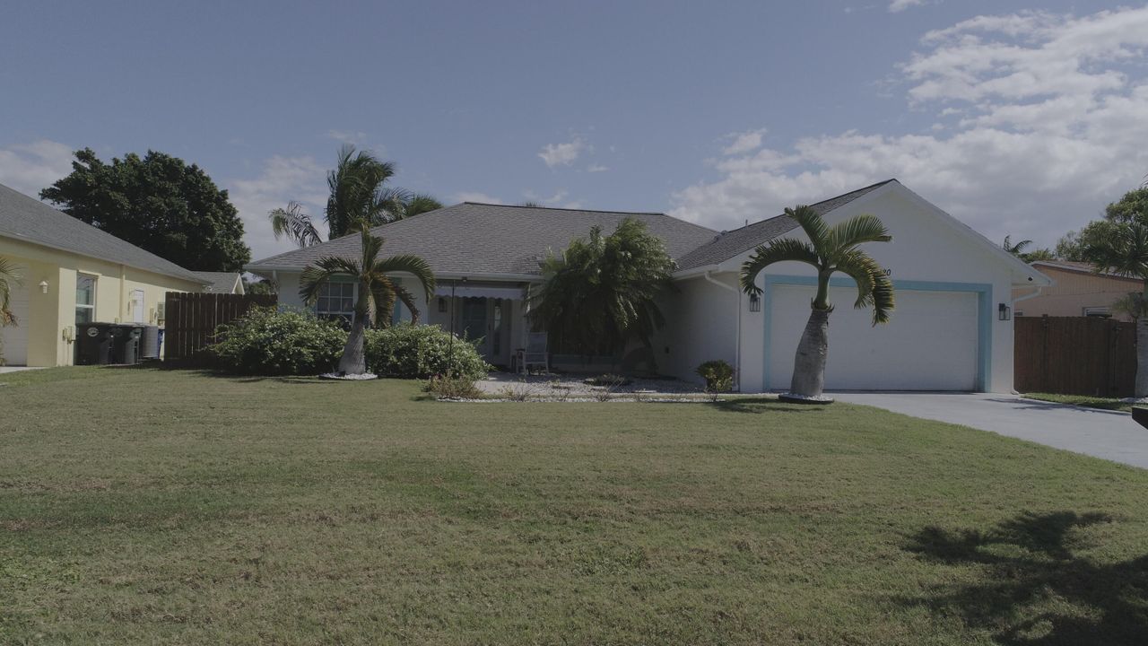 For Sale: $599,000 (3 beds, 2 baths, 1472 Square Feet)