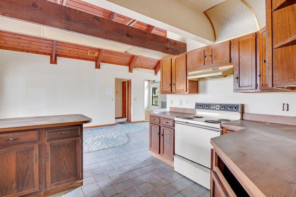 待售: $289,900 (3 贝兹, 2 浴室, 1916 平方英尺)