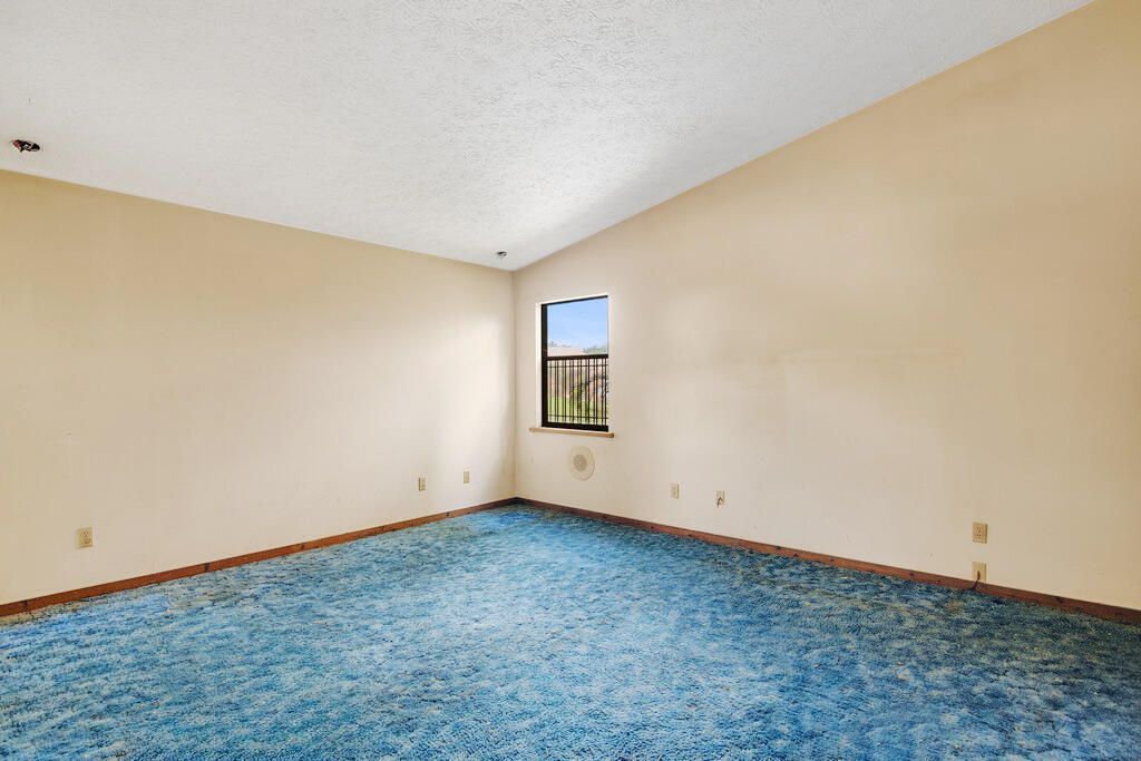 待售: $289,900 (3 贝兹, 2 浴室, 1916 平方英尺)