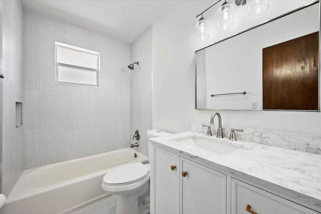 For Sale: $519,000 (4 beds, 2 baths, 1888 Square Feet)