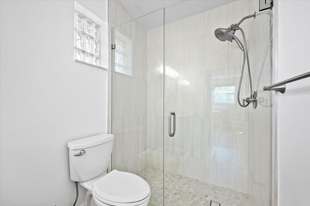 For Sale: $519,000 (4 beds, 2 baths, 1888 Square Feet)