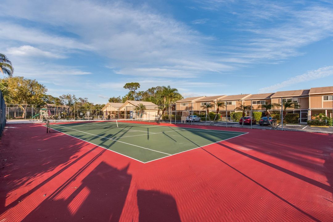 Activo con contrato: $415,000 (3 camas, 2 baños, 1620 Pies cuadrados)