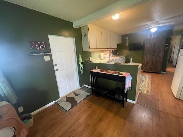 Active With Contract: $13,900 (2 beds, 1 baths, 800 Square Feet)