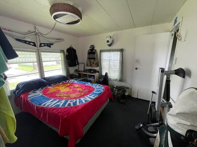 Active With Contract: $13,900 (2 beds, 1 baths, 800 Square Feet)