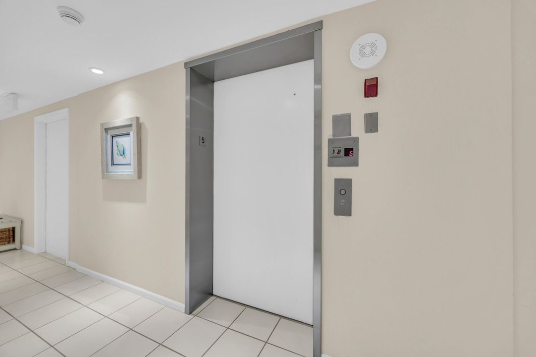 For Sale: $2,200,000 (3 beds, 3 baths, 2554 Square Feet)