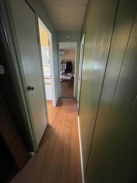 Active With Contract: $13,900 (2 beds, 1 baths, 800 Square Feet)
